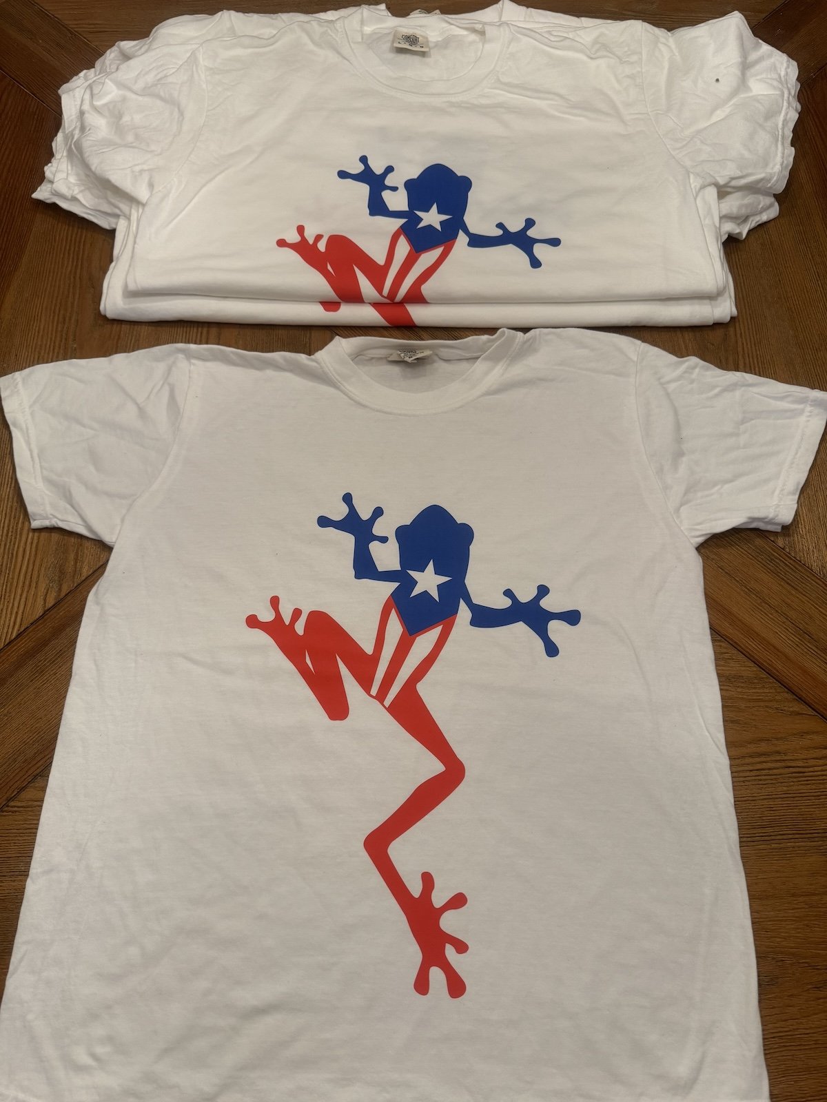 Puerto Rico Frog Walk T-shirt Puerto Rico Frog Walk T-shirt
